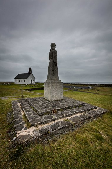 062 IJsland, Strandarkirkja.jpg